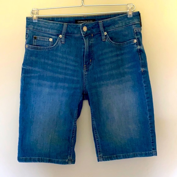 Calvin Klein shorts - Picture 2 of 4